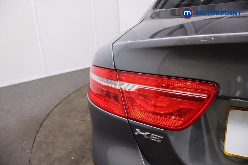Jaguar XE Portfolio Automatic Petrol Saloon - Stock Number (1640234) - 38th supplementary image