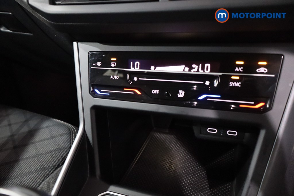Volkswagen Polo R-Line Manual Petrol Hatchback - Stock Number (1640432) - 20th supplementary image