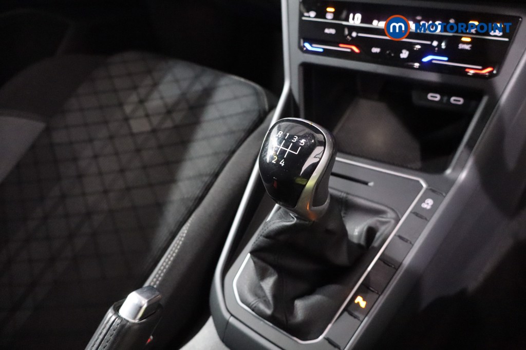 Volkswagen Polo R-Line Manual Petrol Hatchback - Stock Number (1640432) - 21st supplementary image