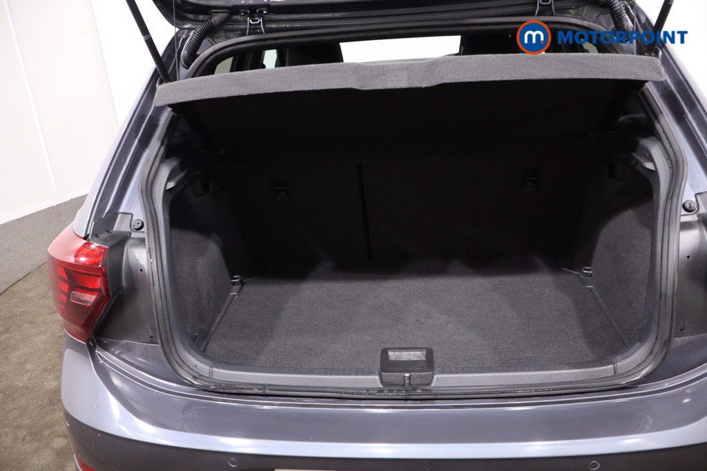 Volkswagen Polo R-Line Manual Petrol Hatchback - Stock Number (1640432) - 39th supplementary image