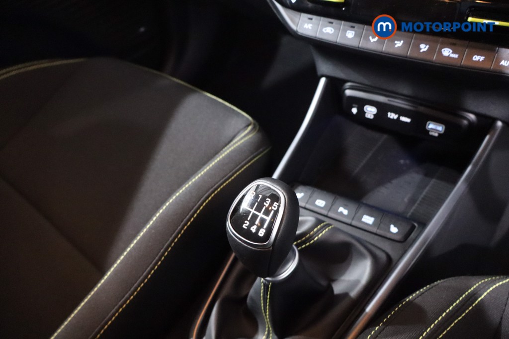 Hyundai I20 Ultimate Manual Petrol Hatchback - Stock Number (1640451) - 19th supplementary image