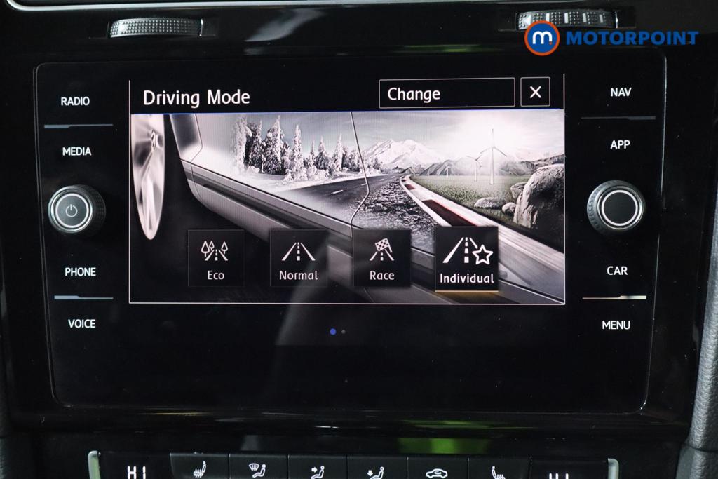 Volkswagen Golf R Automatic Petrol Hatchback - Stock Number (1640663) - 13th supplementary image