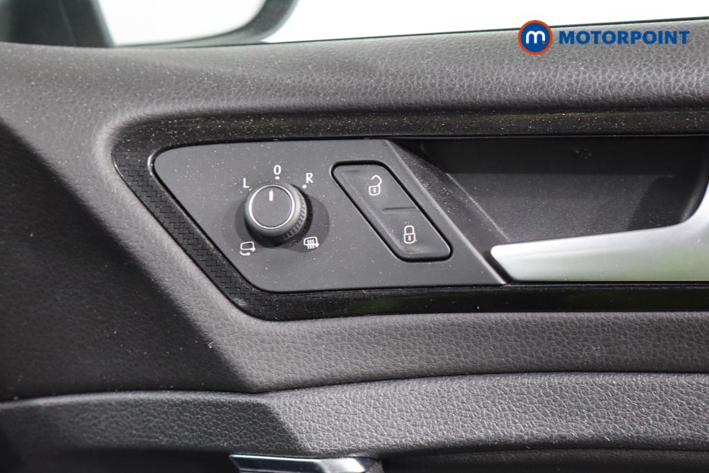 Volkswagen Golf R Automatic Petrol Hatchback - Stock Number (1640663) - 18th supplementary image