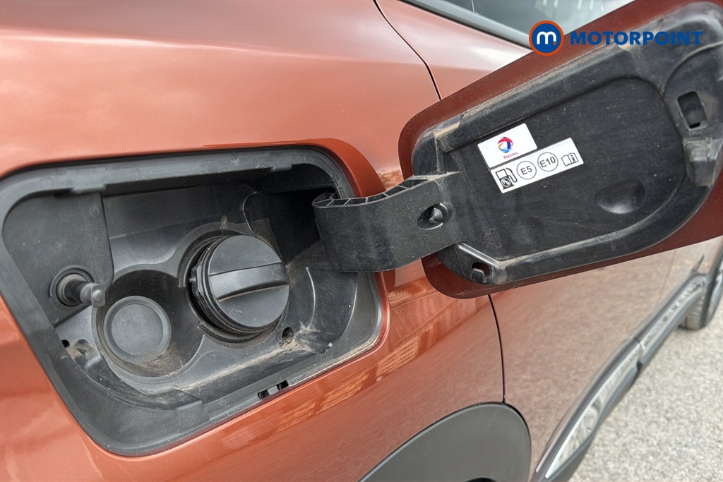 Peugeot 3008 Allure Manual Petrol SUV - Stock Number (1640794) - 41st supplementary image