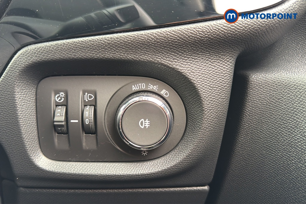 Vauxhall Corsa Design Manual Petrol Hatchback - Stock Number (1640846) - 11th supplementary image