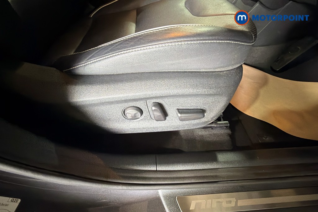 KIA E-Niro 4 Automatic Electric SUV - Stock Number (1618747) - 25th supplementary image