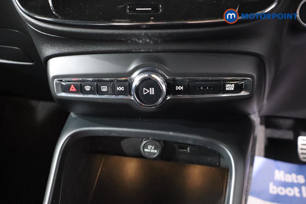 Volvo Xc40 R Design Automatic Petrol SUV - Stock Number (1621407) - 12th supplementary image