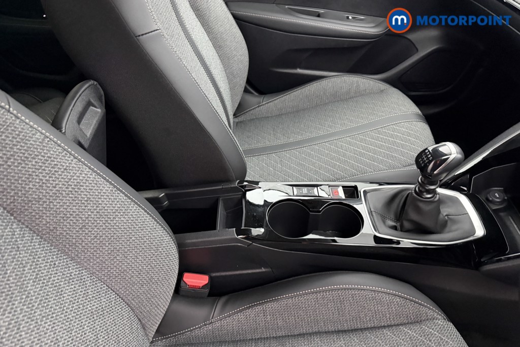 Peugeot 208 Allure Manual Petrol Hatchback - Stock Number (1624864) - 12th supplementary image