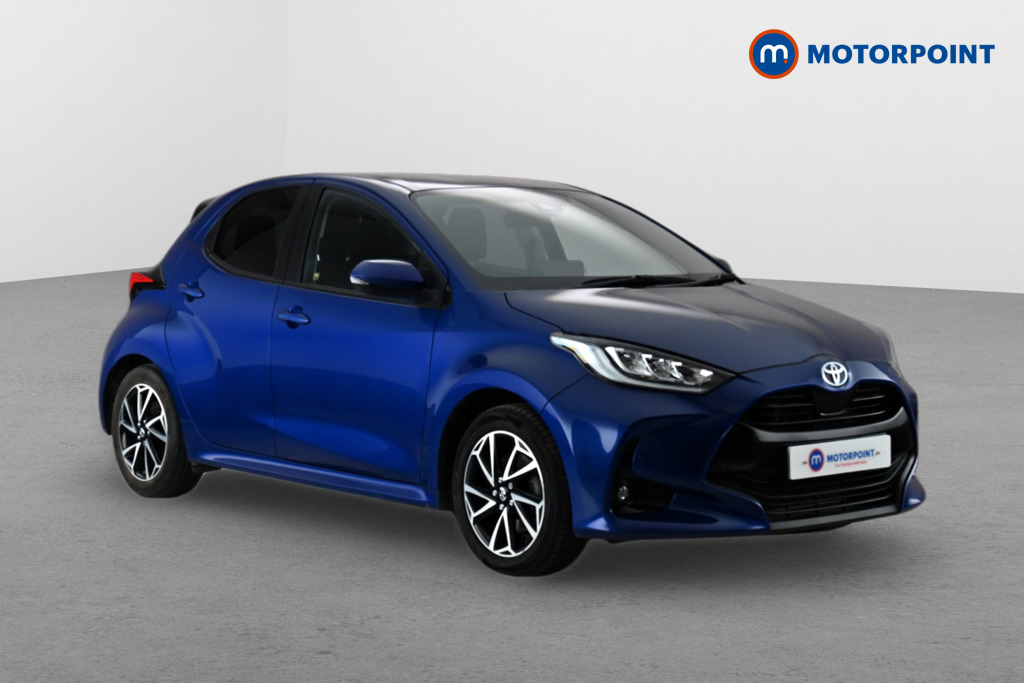 Toyota Yaris Design Automatic Petrol-Electric Hybrid Hatchback - Stock Number (1626535) - Drivers side front corner