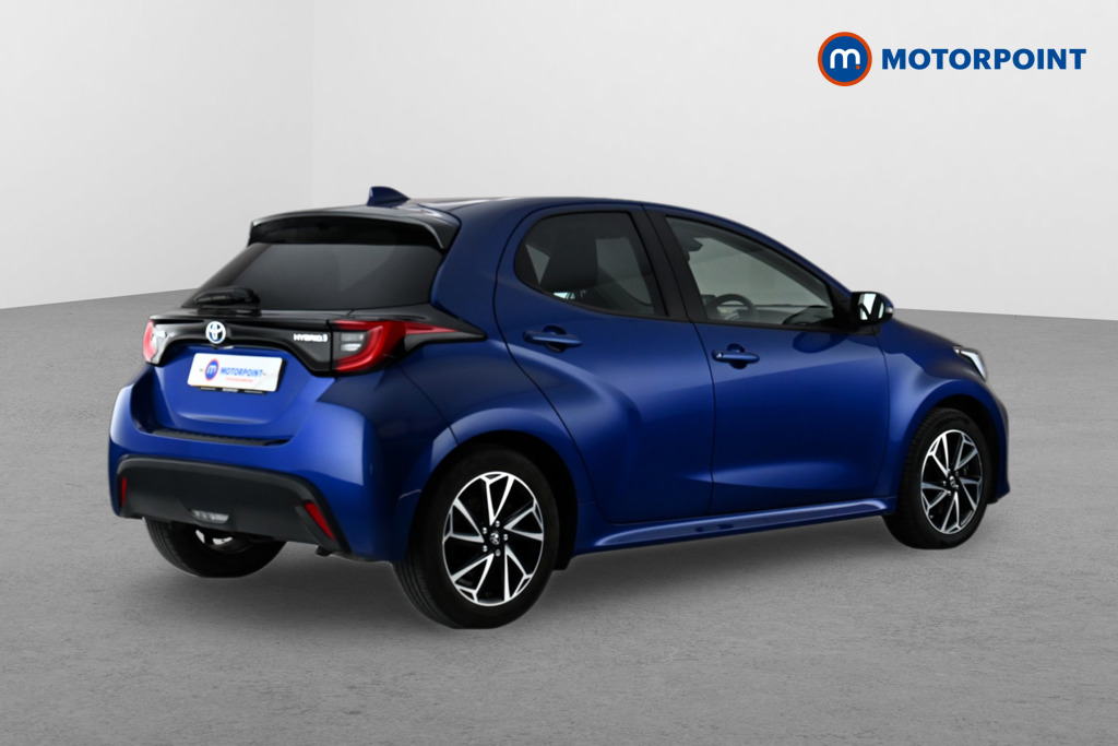Toyota Yaris Design Automatic Petrol-Electric Hybrid Hatchback - Stock Number (1626535) - Drivers side rear corner