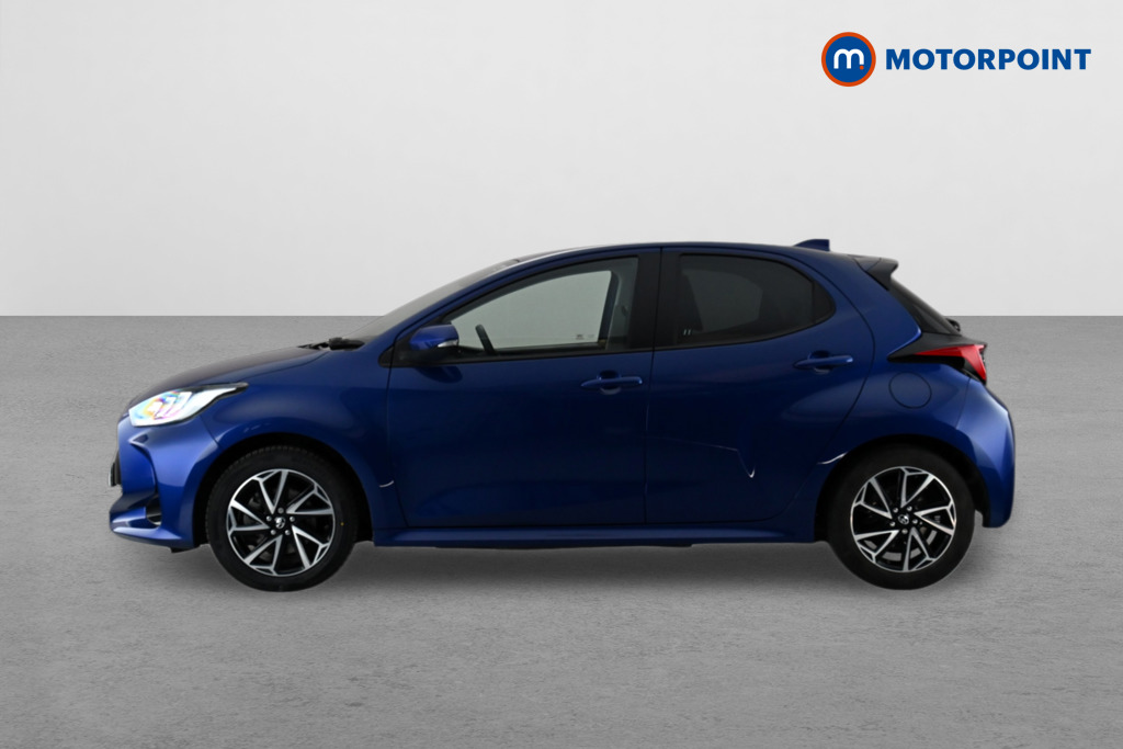 Toyota Yaris Design Automatic Petrol-Electric Hybrid Hatchback - Stock Number (1626535) - Passenger side