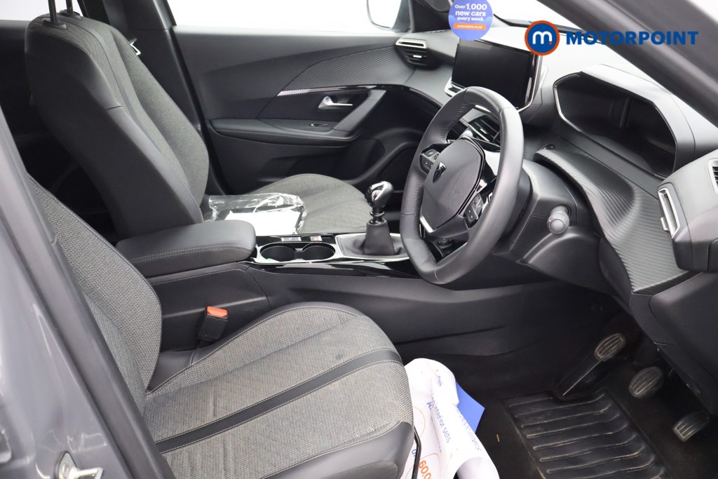 Peugeot 2008 Allure Manual Petrol SUV - Stock Number (1627594) - 16th supplementary image