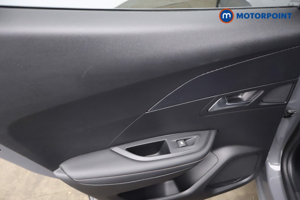 Peugeot 2008 Allure Manual Petrol SUV - Stock Number (1627594) - 20th supplementary image