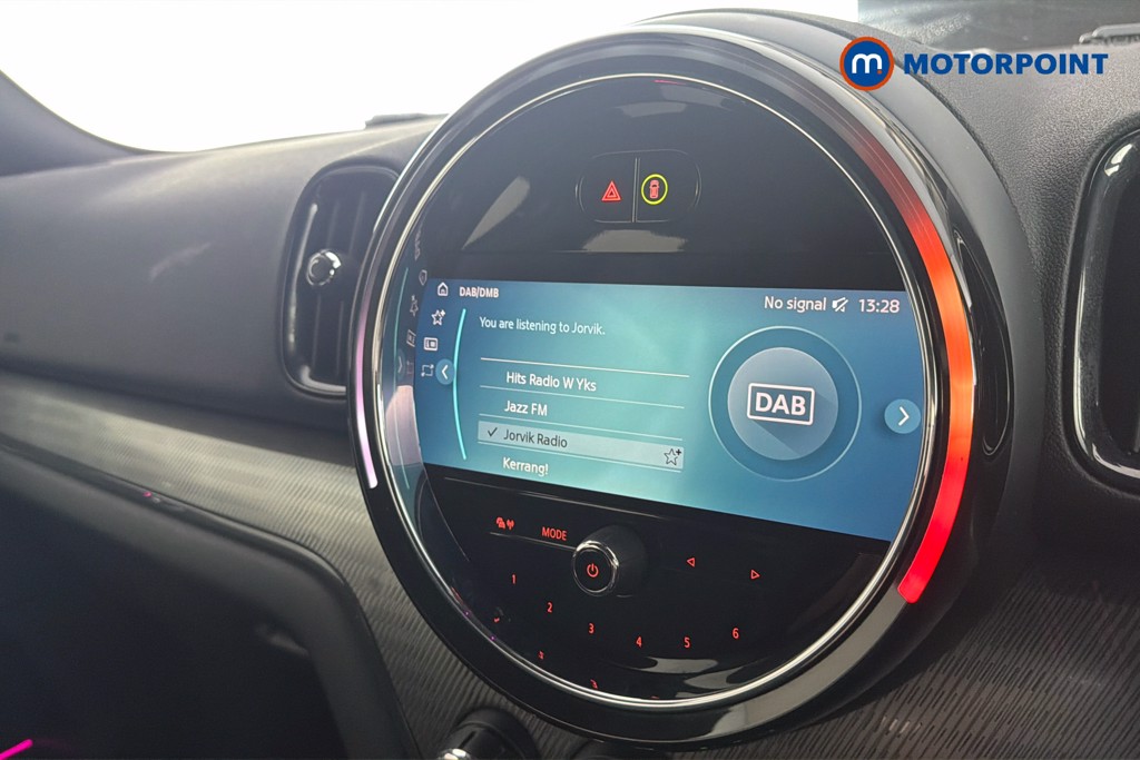 Mini Countryman Cooper Exclusive Automatic Petrol SUV - Stock Number (1627999) - 9th supplementary image