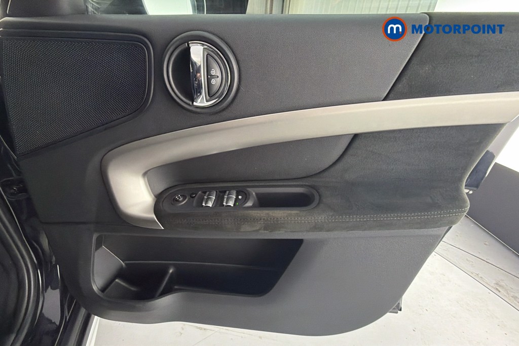 Mini Countryman Cooper Exclusive Automatic Petrol SUV - Stock Number (1627999) - 19th supplementary image