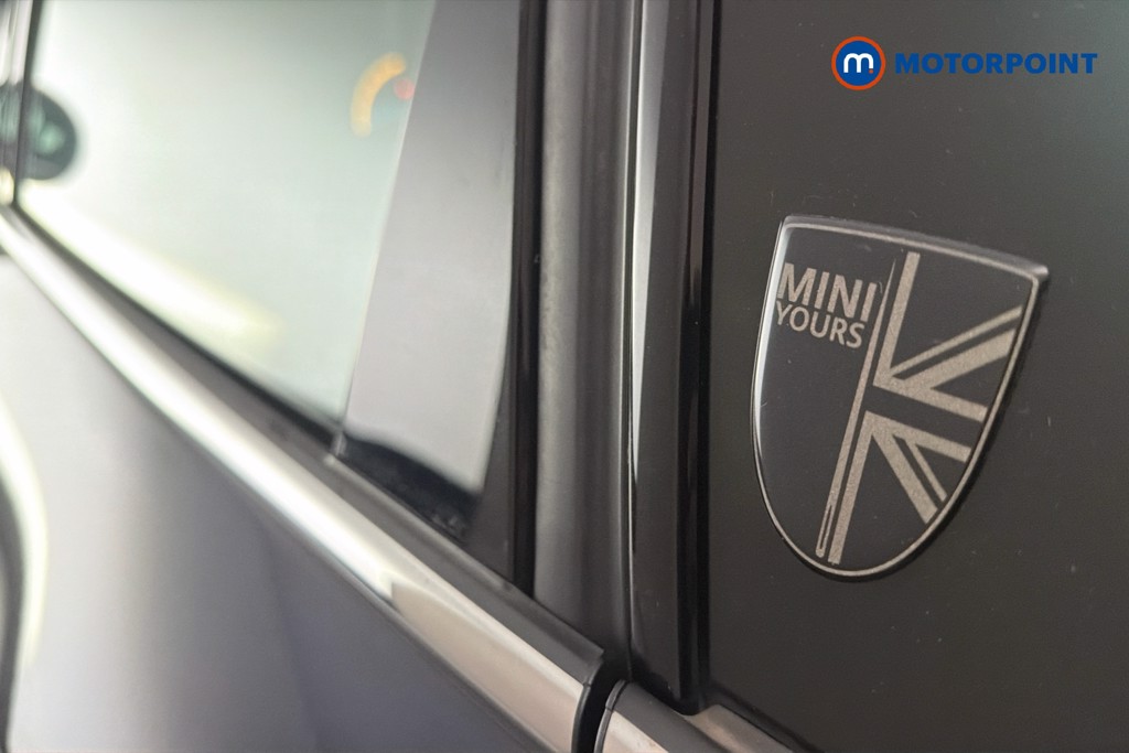 Mini Countryman Cooper Exclusive Automatic Petrol SUV - Stock Number (1627999) - 34th supplementary image