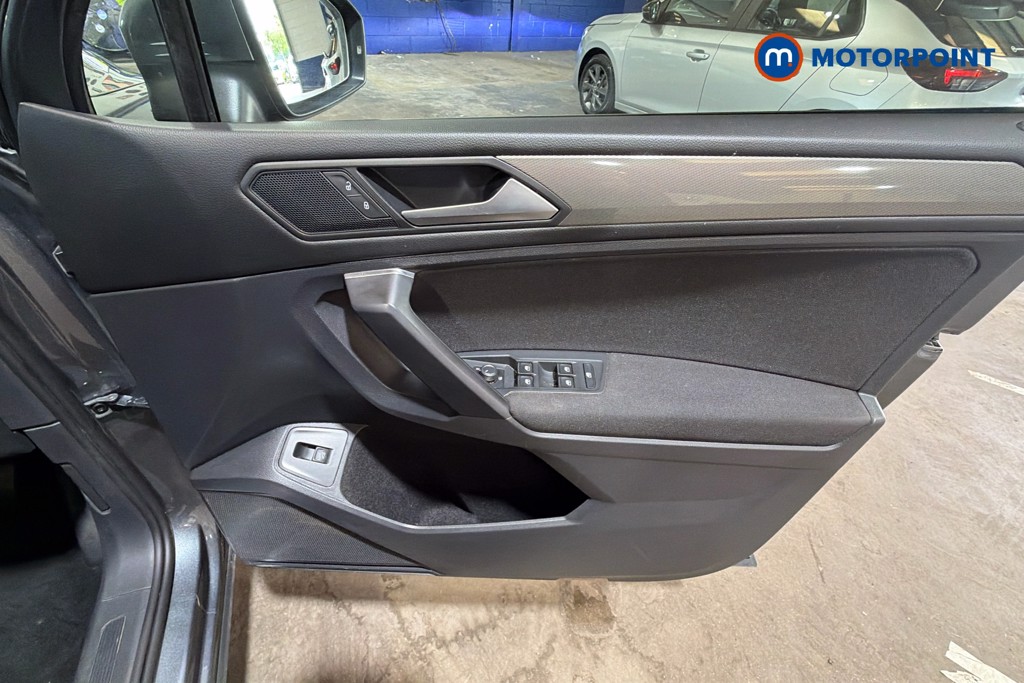 Volkswagen Tiguan Allspace Life Automatic Petrol SUV - Stock Number (1628825) - 19th supplementary image