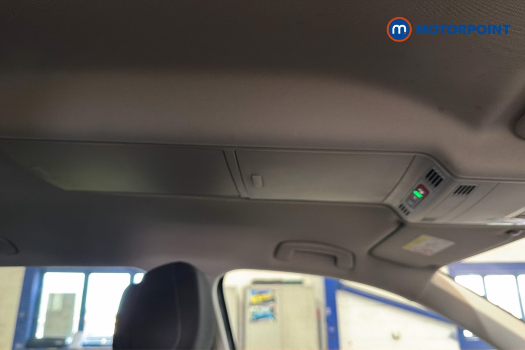 Volkswagen Tiguan Allspace Life Automatic Petrol SUV - Stock Number (1628825) - 32nd supplementary image