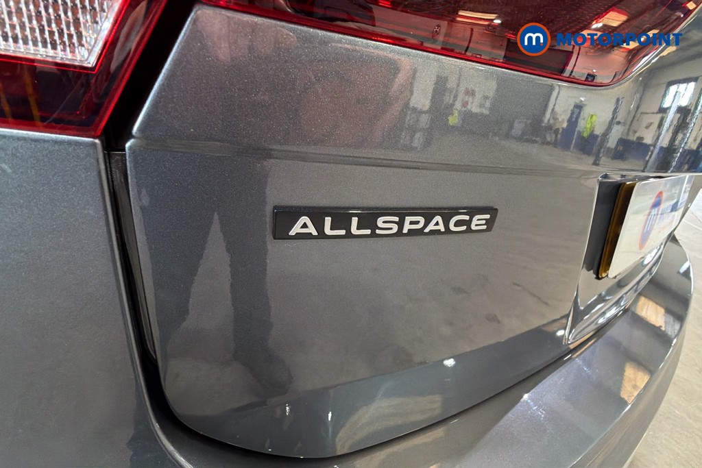 Volkswagen Tiguan Allspace Life Automatic Petrol SUV - Stock Number (1628825) - 37th supplementary image