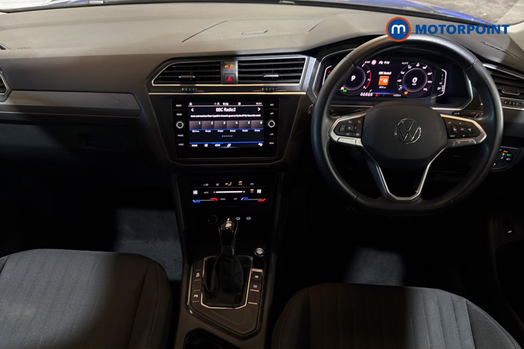 Volkswagen Tiguan Allspace Life Automatic Petrol SUV - Stock Number (1628825) - 1st supplementary image