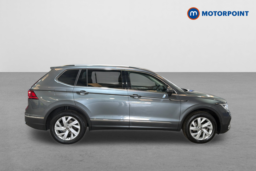 Volkswagen Tiguan Allspace Life Automatic Petrol SUV - Stock Number (1628825) - Drivers side