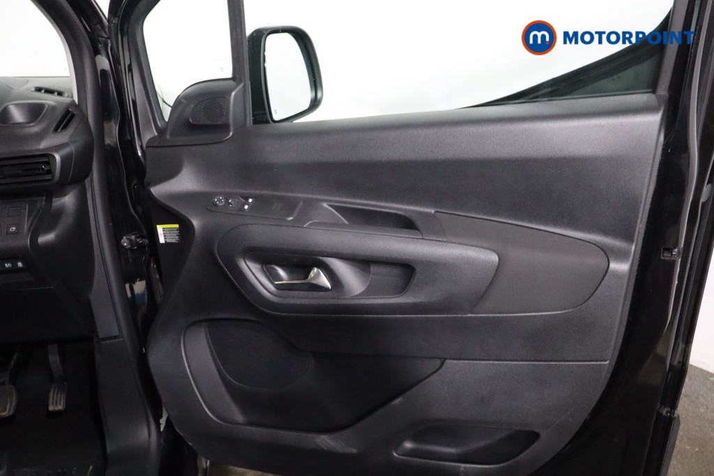 Vauxhall Combo Life Design Xl Automatic Electric People Carrier - Stock Number (1630698) - 22nd supplementary image