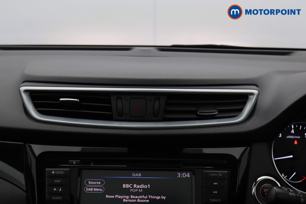 Nissan Qashqai N-Connecta Manual Petrol SUV - Stock Number (1631298) - 3rd supplementary image