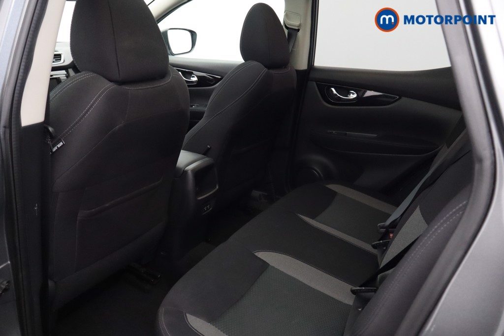 Nissan Qashqai N-Connecta Manual Petrol SUV - Stock Number (1631298) - 24th supplementary image