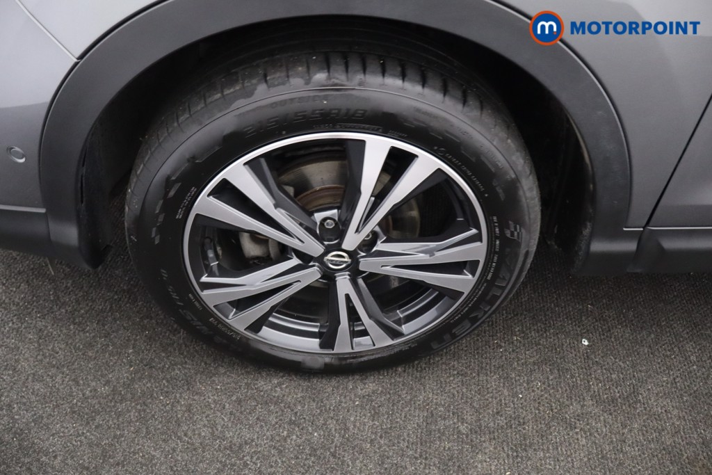 Nissan Qashqai N-Connecta Manual Petrol SUV - Stock Number (1631298) - 33rd supplementary image