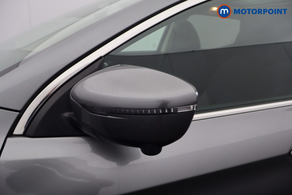 Nissan Qashqai N-Connecta Manual Petrol SUV - Stock Number (1631298) - 36th supplementary image