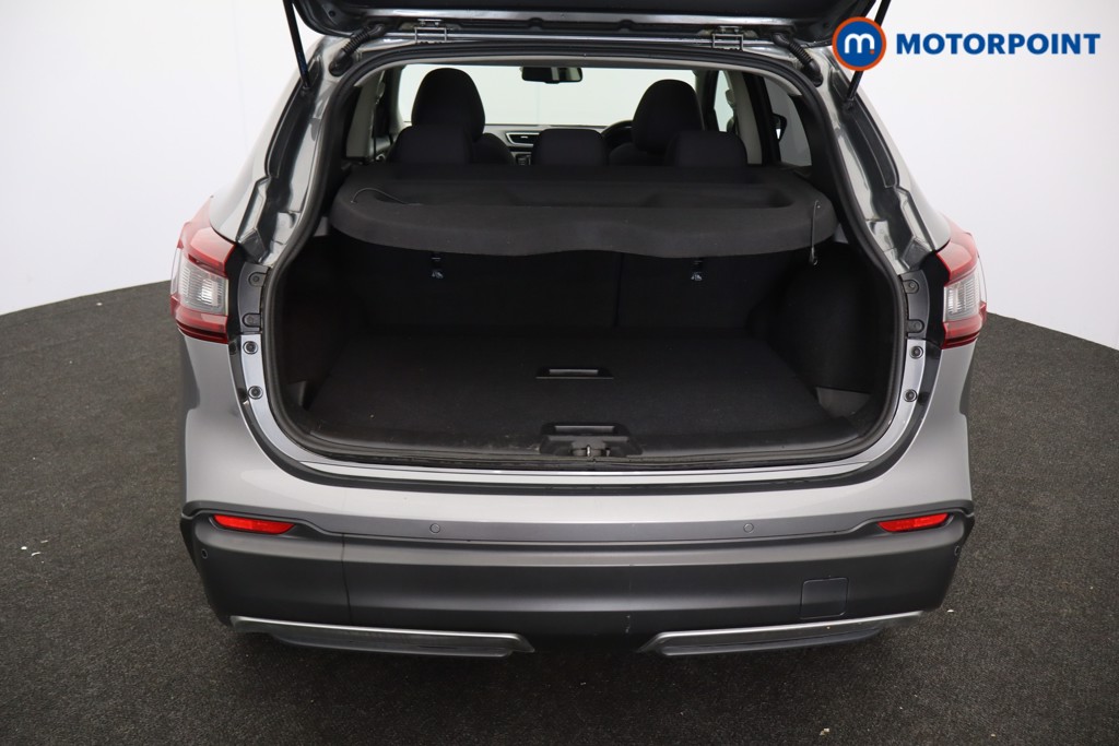 Nissan Qashqai N-Connecta Manual Petrol SUV - Stock Number (1631298) - 43rd supplementary image
