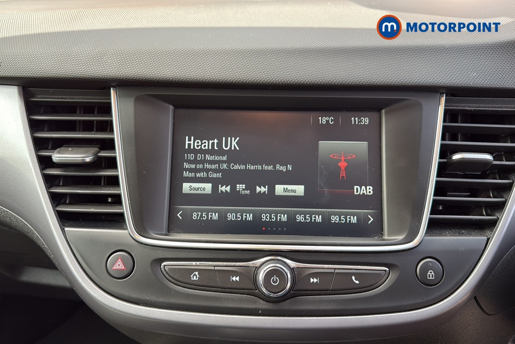 Vauxhall Crossland Design Automatic Petrol SUV - Stock Number (1631905) - 8th supplementary image