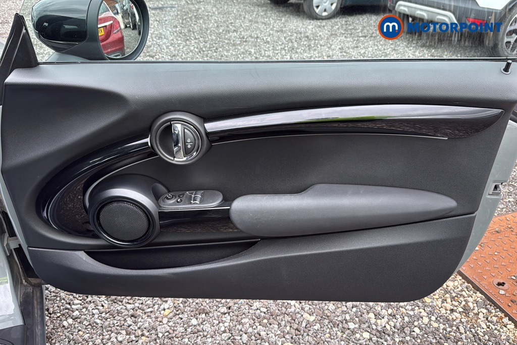 Mini Hatchback Cooper Classic Automatic Petrol Hatchback - Stock Number (1633421) - 18th supplementary image