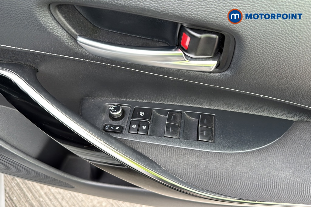 Toyota Corolla Gr Sport Automatic Petrol-Electric Hybrid Hatchback - Stock Number (1633914) - 19th supplementary image
