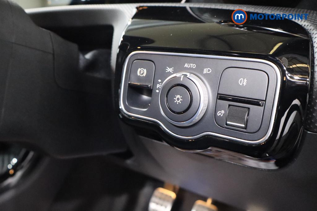 Mercedes-Benz A Class Amg Line Manual Petrol Hatchback - Stock Number (1634082) - 5th supplementary image