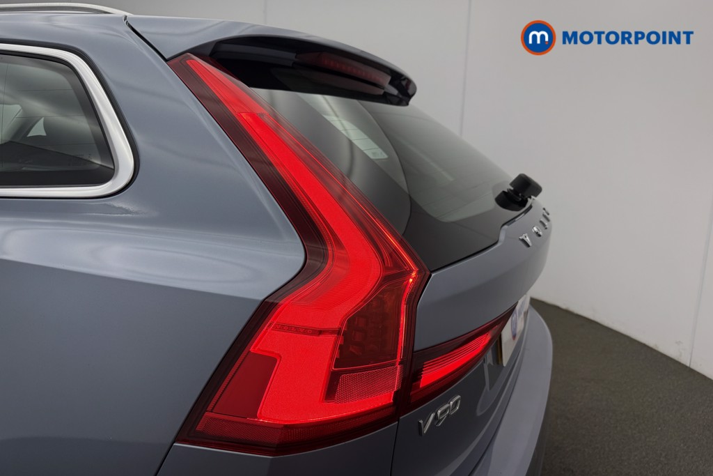 Volvo V90 Momentum Plus Automatic Petrol Estate - Stock Number (1634203) - 30th supplementary image