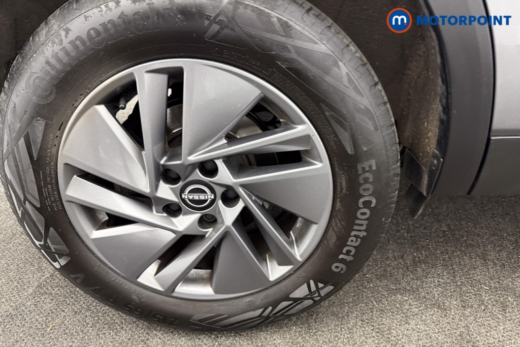 Nissan Qashqai Acenta Premium Manual Petrol SUV - Stock Number (1634224) - 7th supplementary image