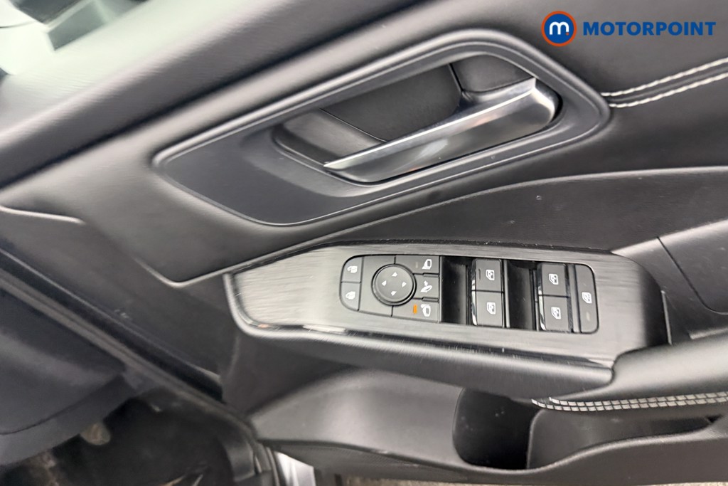 Nissan Qashqai Acenta Premium Manual Petrol SUV - Stock Number (1634224) - 11th supplementary image