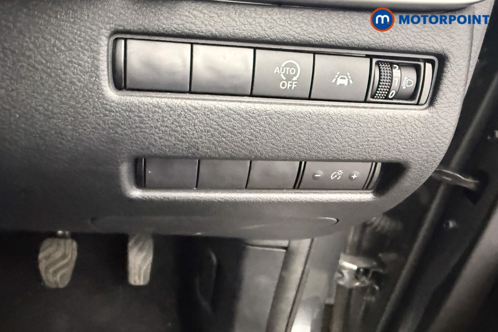 Nissan Qashqai Acenta Premium Manual Petrol SUV - Stock Number (1634224) - 13th supplementary image