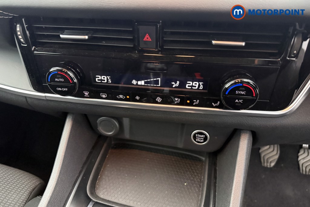 Nissan Qashqai Acenta Premium Manual Petrol SUV - Stock Number (1634224) - 17th supplementary image