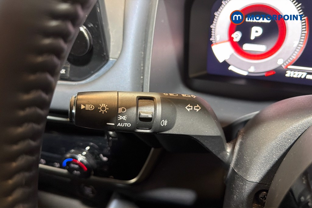 Nissan Qashqai Tekna Automatic Petrol SUV - Stock Number (1634778) - 6th supplementary image