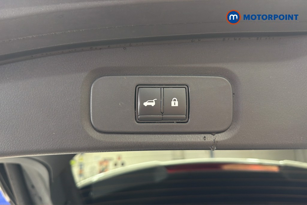 Nissan Qashqai Tekna Automatic Petrol SUV - Stock Number (1634778) - 35th supplementary image