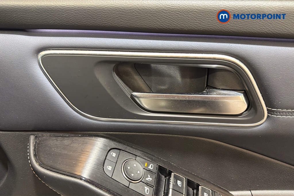 Nissan Qashqai Tekna Automatic Petrol SUV - Stock Number (1634778) - 42nd supplementary image