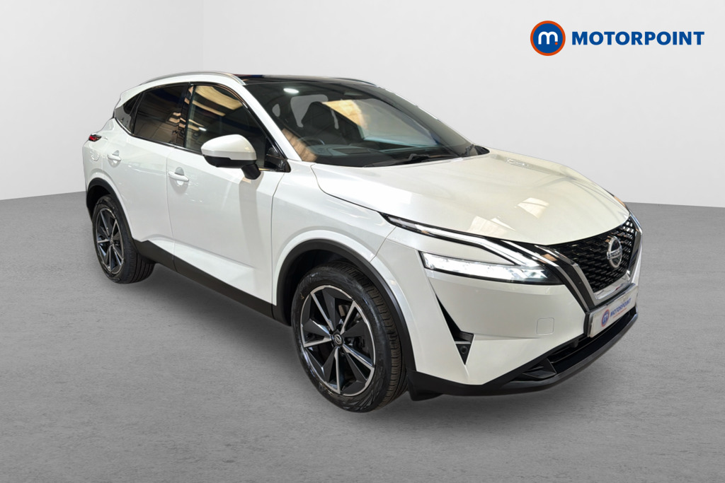 Nissan Qashqai Tekna Automatic Petrol SUV - Stock Number (1634778) - Drivers side front corner