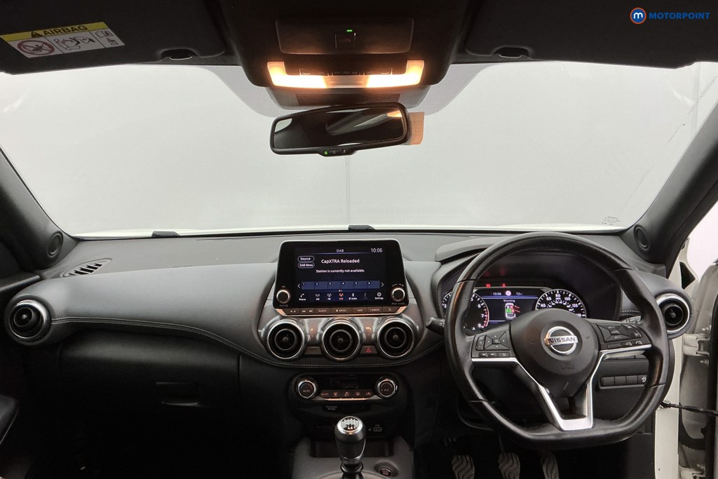 Nissan Juke N-Connecta Manual Petrol SUV - Stock Number (1635155) - 14th supplementary image
