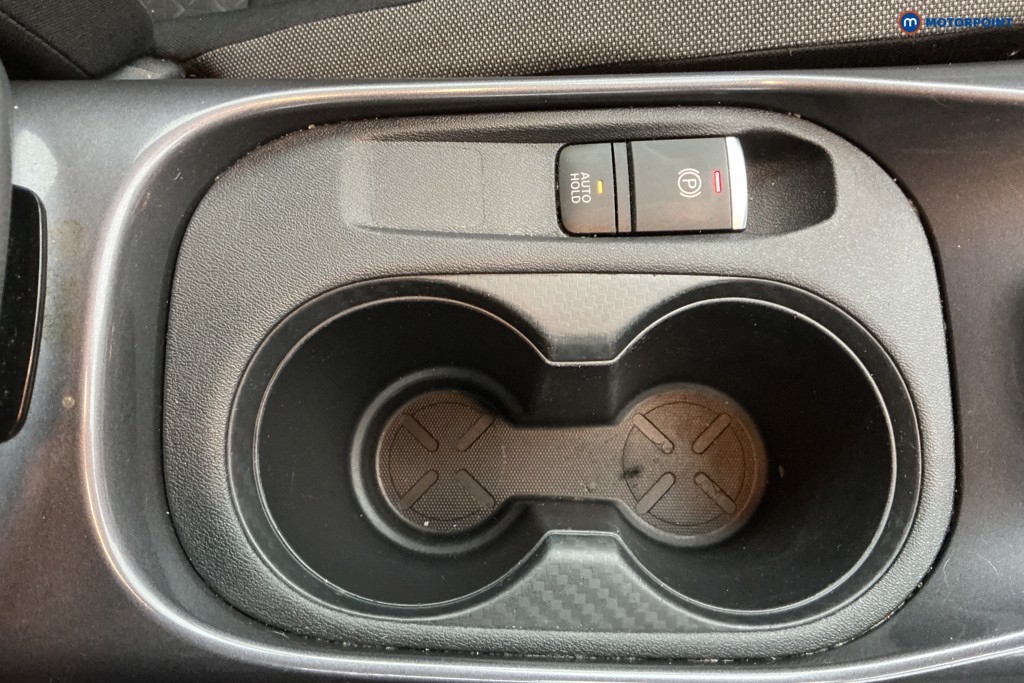 Nissan Juke N-Connecta Manual Petrol SUV - Stock Number (1635155) - 17th supplementary image