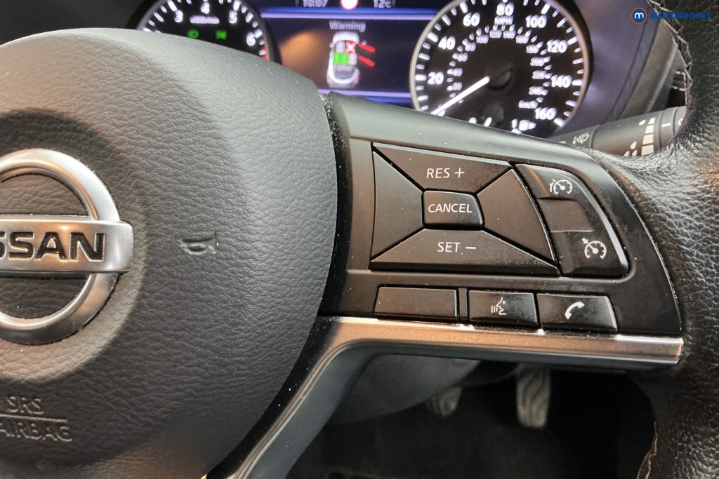 Nissan Juke N-Connecta Manual Petrol SUV - Stock Number (1635155) - 24th supplementary image