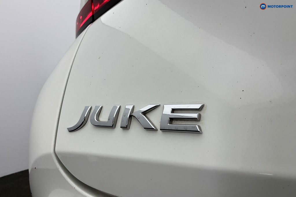 Nissan Juke N-Connecta Manual Petrol SUV - Stock Number (1635155) - 32nd supplementary image