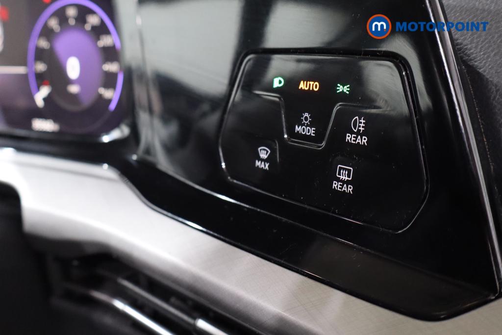Volkswagen Golf Life Manual Diesel Hatchback - Stock Number (1635214) - 4th supplementary image