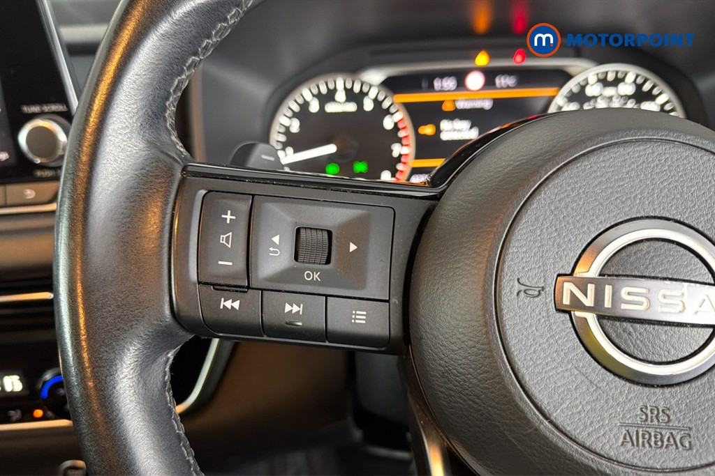 Nissan Qashqai Acenta Premium Automatic Petrol SUV - Stock Number (1636105) - 3rd supplementary image